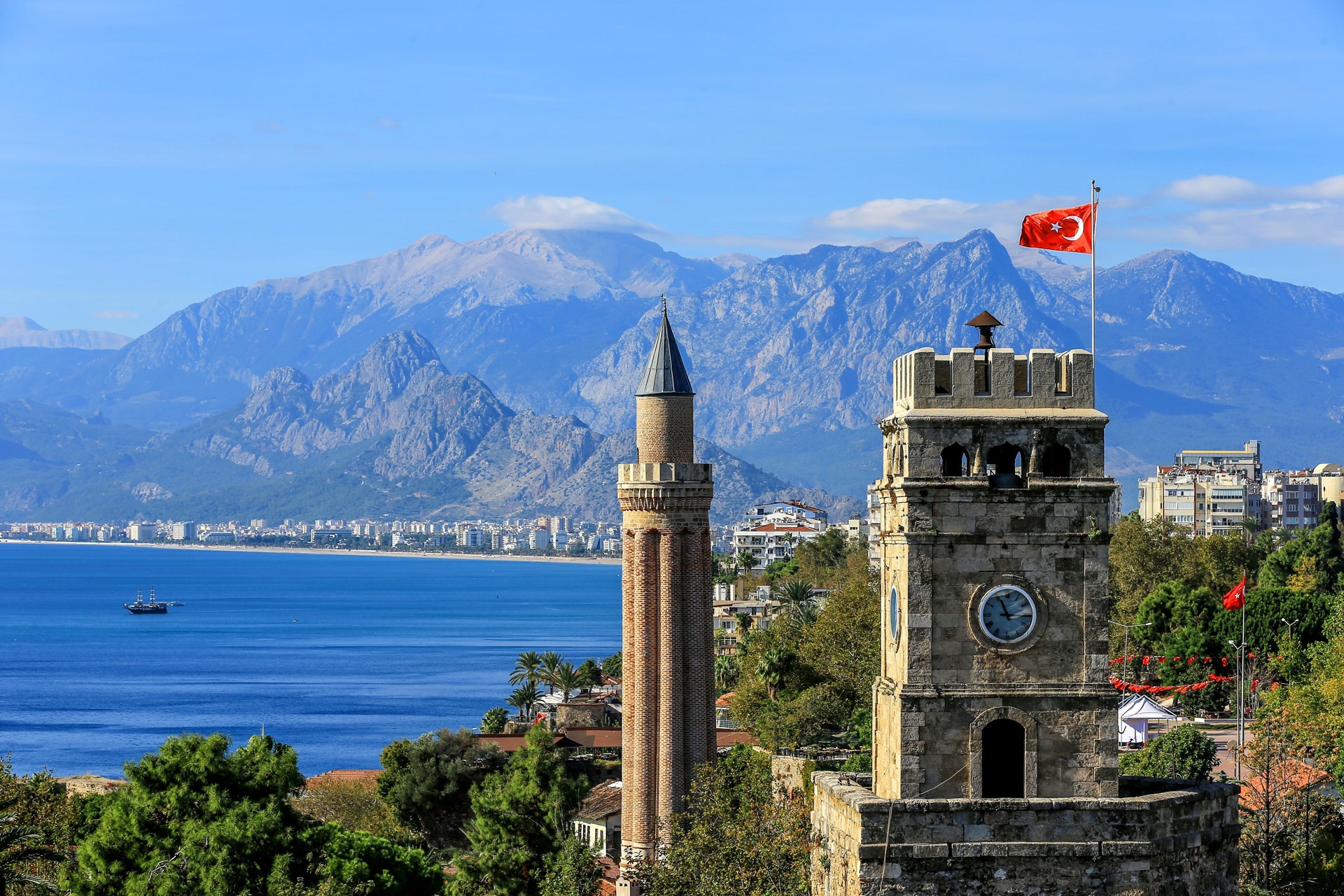 How to Get Around Antalya